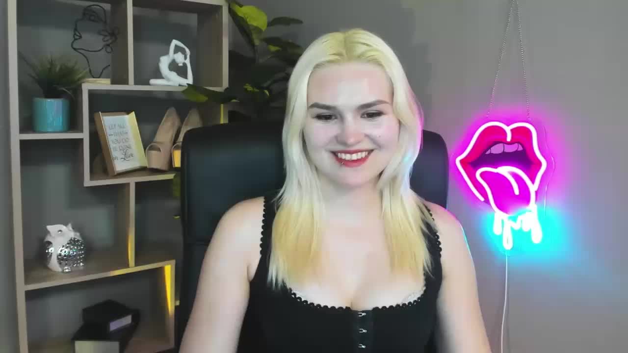 SweetLilyxo Adult Chat April 29, 2026