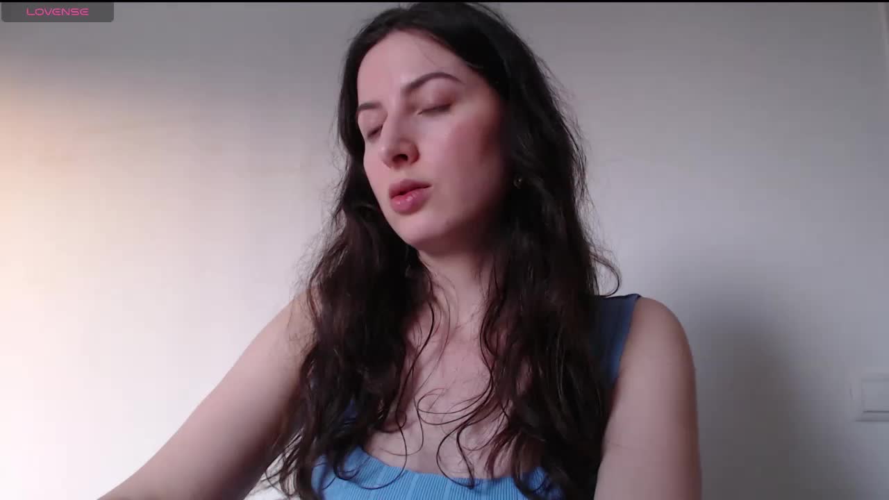 Hot-lina Adult Chat April 29, 2026