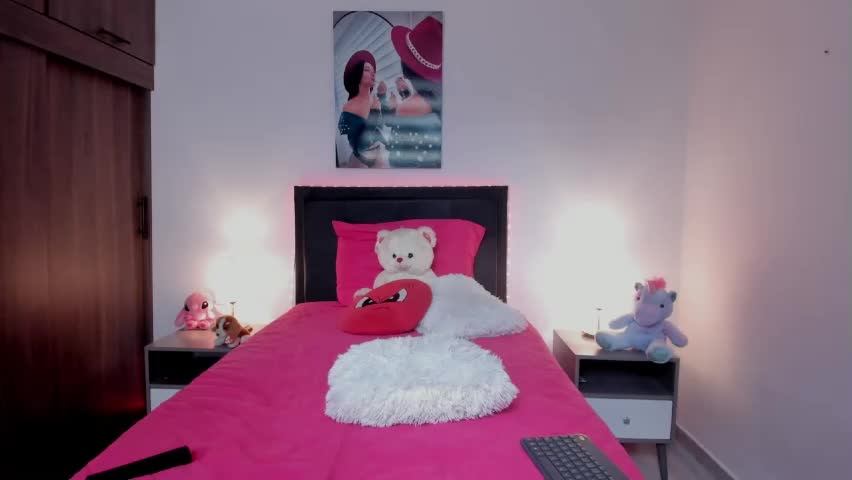 _alana_grey_ Adult Chat April 29, 2026