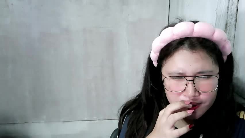 lilatmaho Adult Chat April 29, 2026