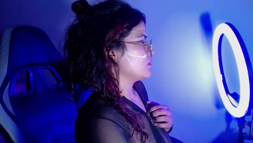 scarlett_jhonson_ch Adult Chat April 29, 2026