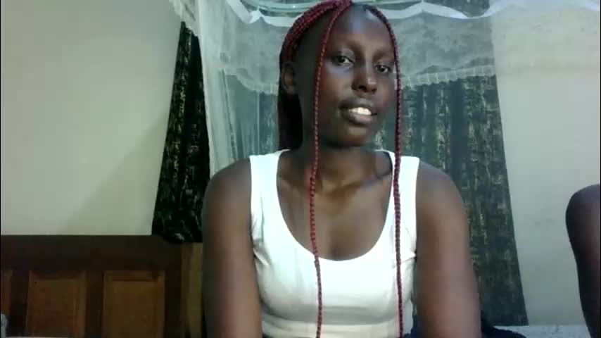 sexxy_melmine Adult Chat April 29, 2026