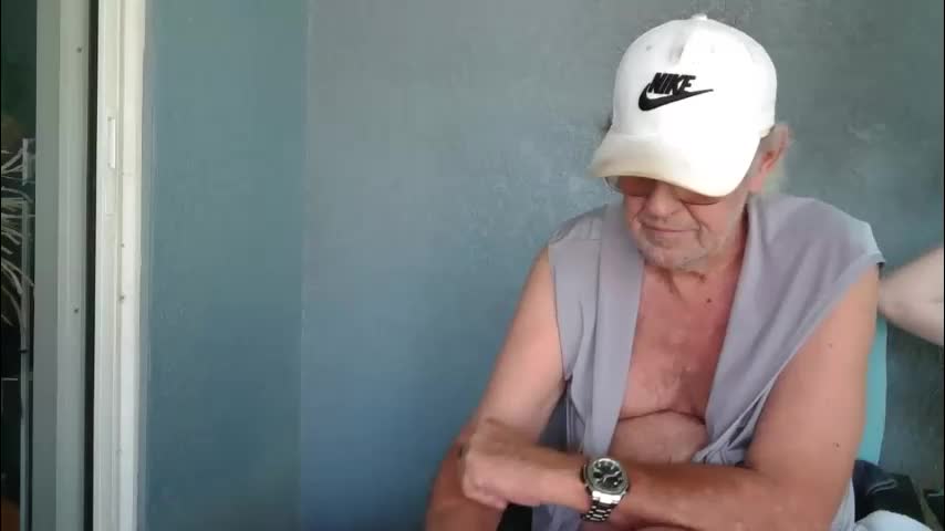 smallpenisbigtongue Adult Chat April 29, 2026