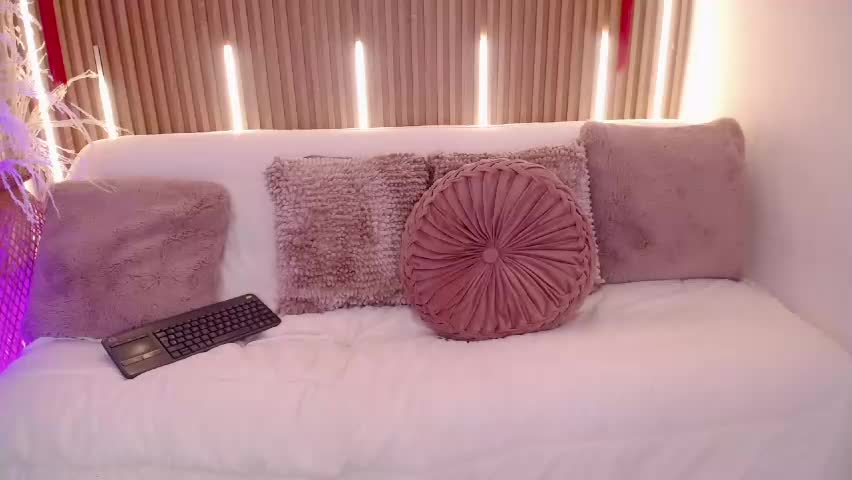 valeria_rousex Adult Chat April 28, 2026
