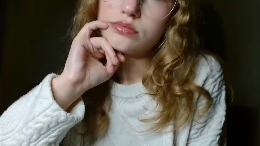lily_tayberry Adult Chat April 29, 2026