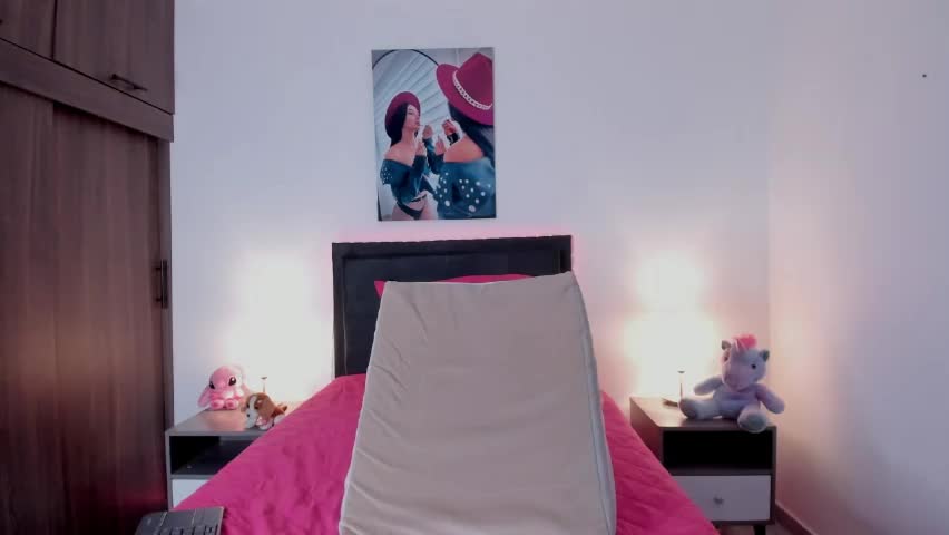 _alana_grey_ Adult Chat April 29, 2026