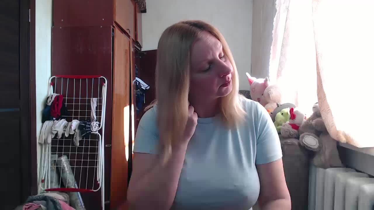 BustyBlondy Adult Chat April 29, 2026