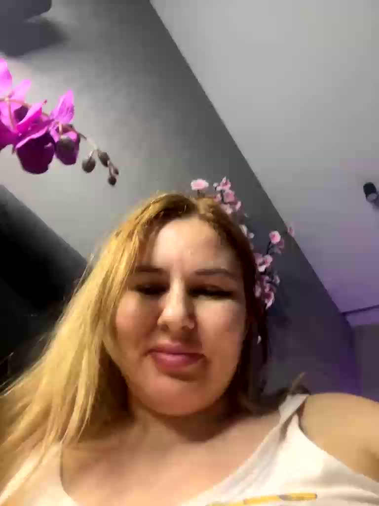 AvaQueen Adult Chat April 29, 2026