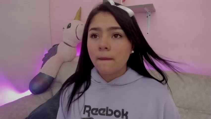 oriana_guzman Adult Chat April 29, 2026