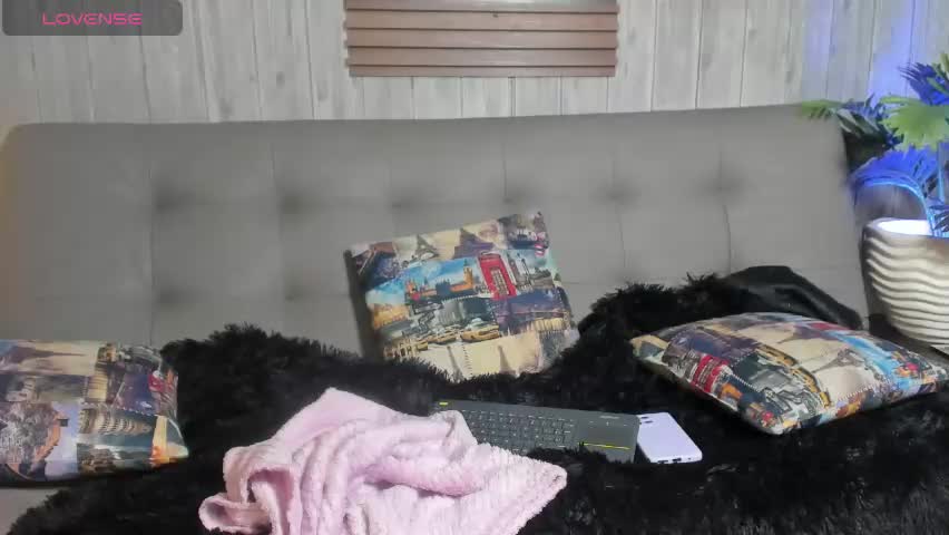 luna__cortez Adult Chat April 30, 2026