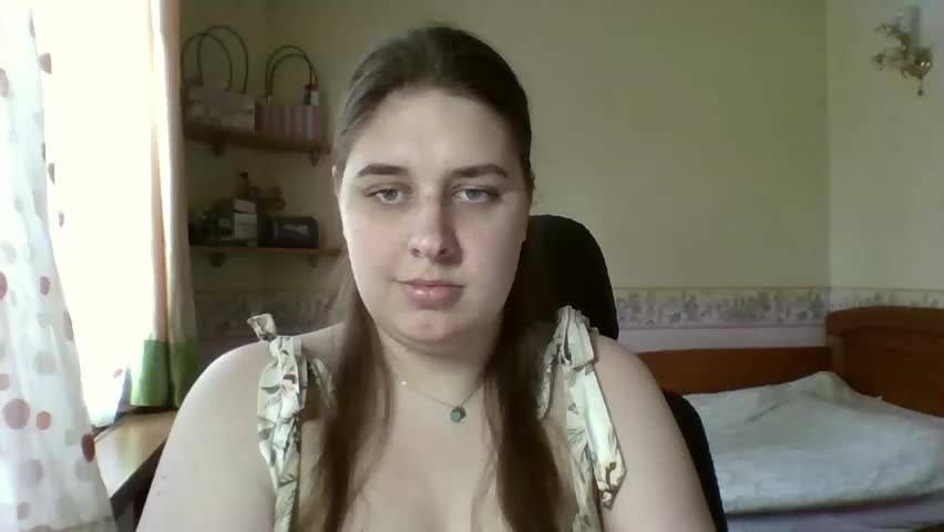 hess_luna_ Adult Chat April 29, 2026