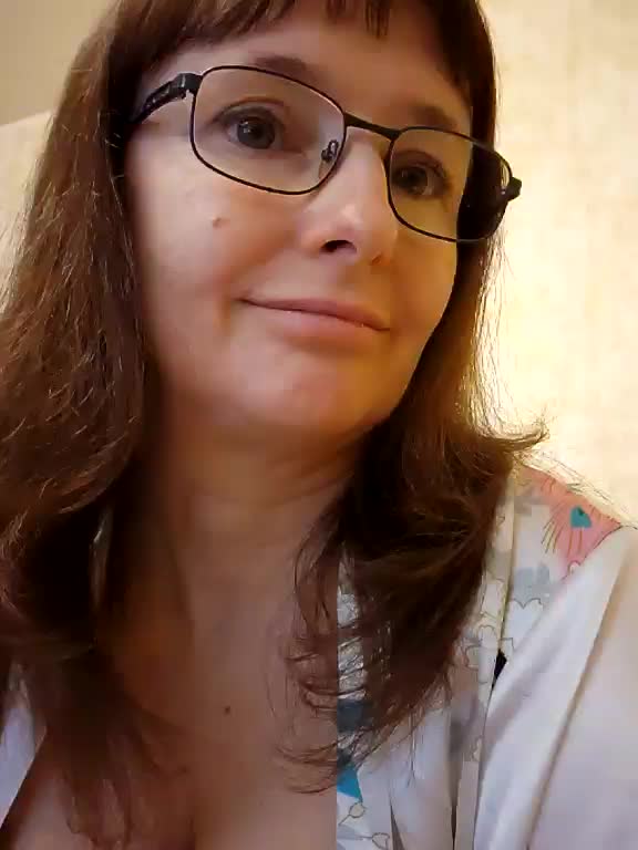 Amazing_Mermaid Adult Chat April 30, 2026