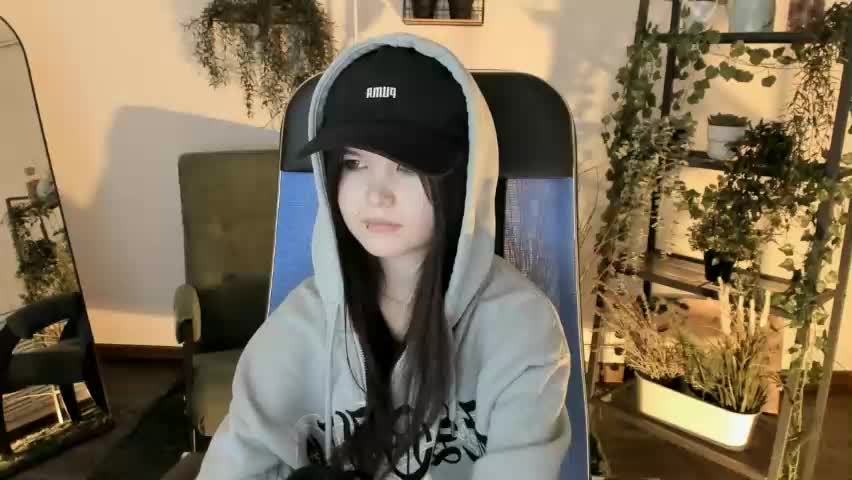 elainebeness Adult Chat April 30, 2026
