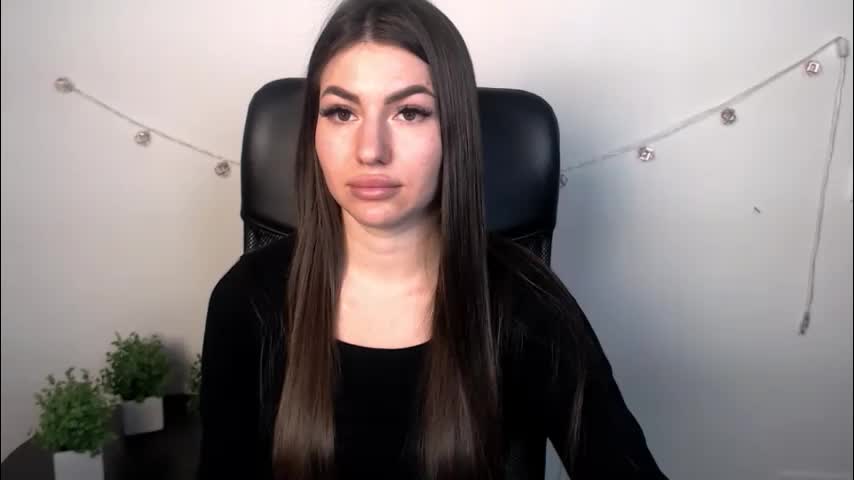 trinny_love Adult Chat April 30, 2026