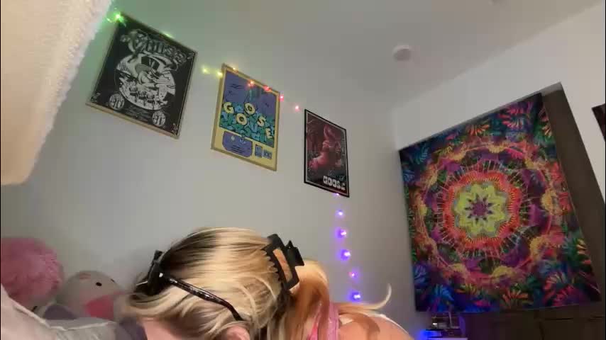 lolaa555 Adult Chat April 30, 2026