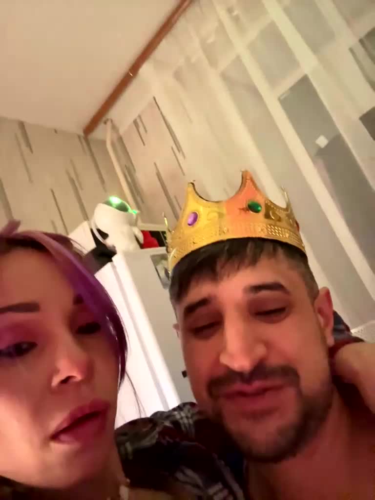 VIP17CoupleDream Adult Chat April 30, 2026
