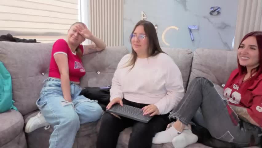 nicky_as Adult Chat April 29, 2026