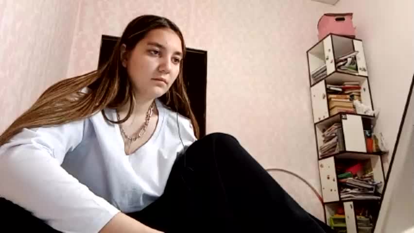 zeniabrossoit Adult Chat April 30, 2026