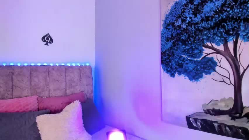 naomisanz_ Adult Chat April 29, 2026