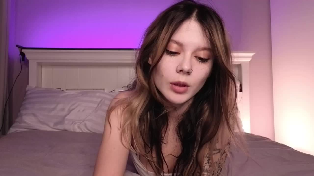 Alicee-teasee Adult Chat April 29, 2026