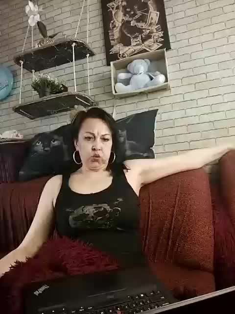 Lina-a-13 Adult Chat April 30, 2026