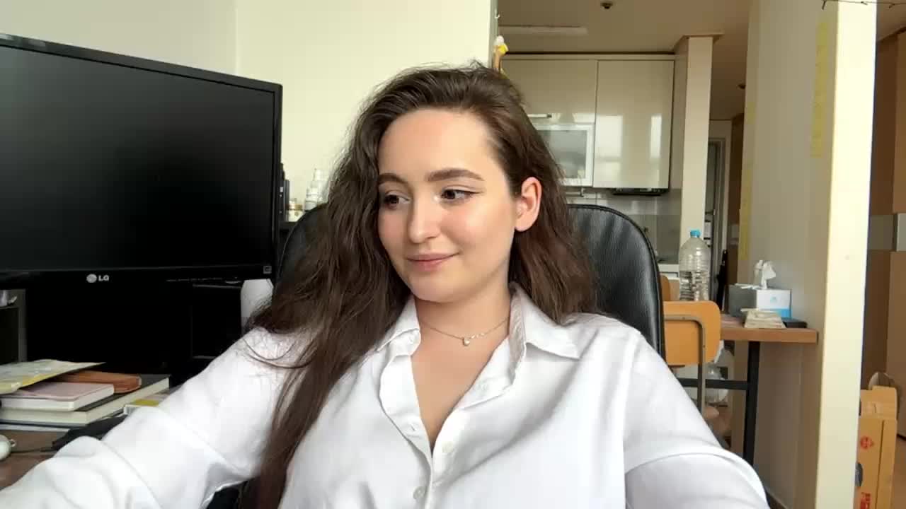 EmillyCarte Adult Chat April 30, 2026
