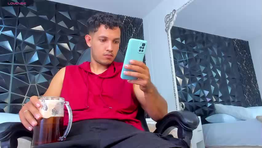 eimyandmaxi Adult Chat April 30, 2026