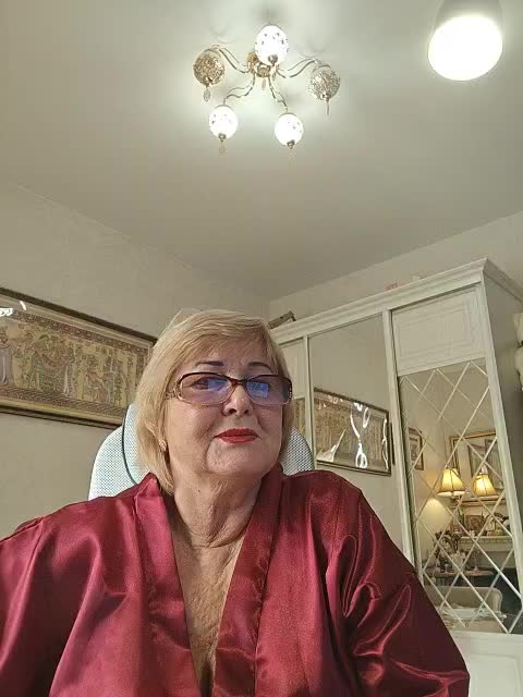 KarinkaSweet Adult Chat April 30, 2026