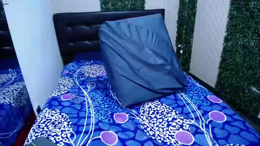 violet_angel13 Adult Chat April 30, 2026