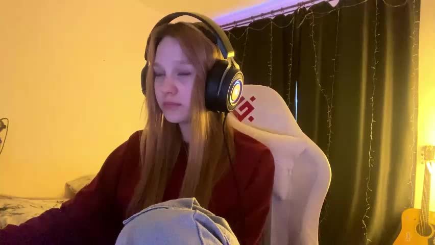 kayceefroehner Adult Chat April 30, 2026