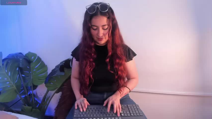 nicolle_evanss_ Adult Chat April 30, 2026