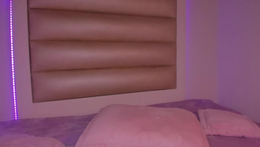 catalina_jade Adult Chat April 30, 2026