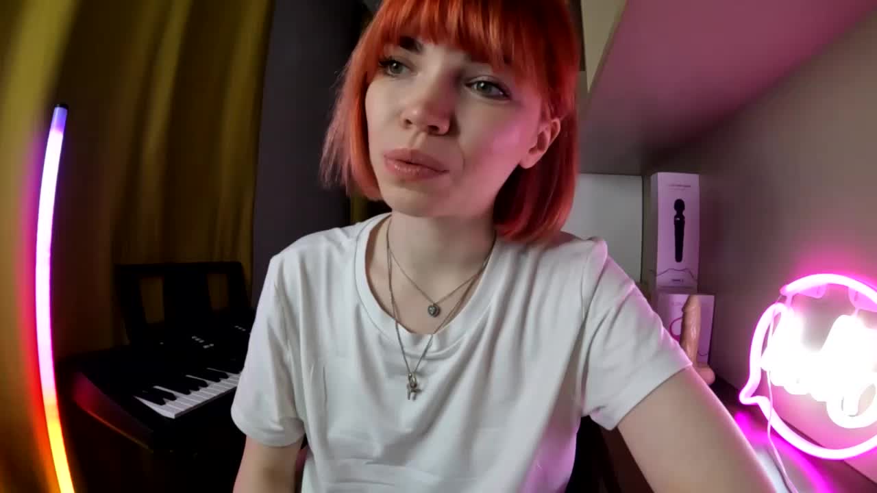 olivka-flower Adult Chat April 30, 2026