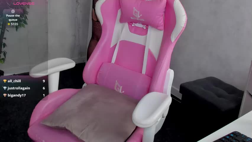 luccy_mullinss Adult Chat April 30, 2026