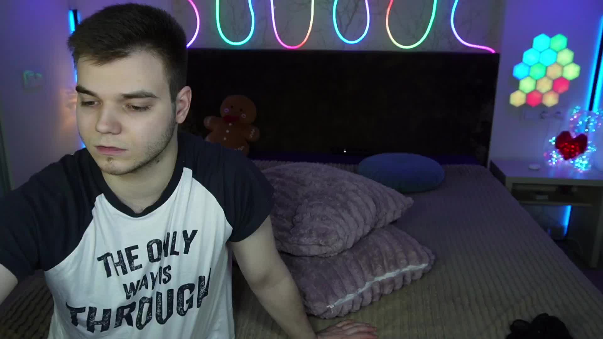 VikkiAndGeorge Adult Chat April 30, 2026