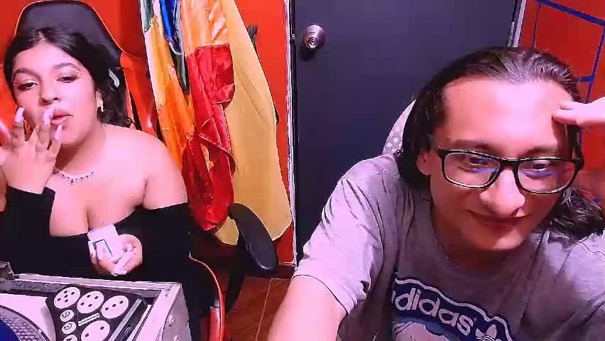 loversonfire78 Adult Chat April 30, 2026