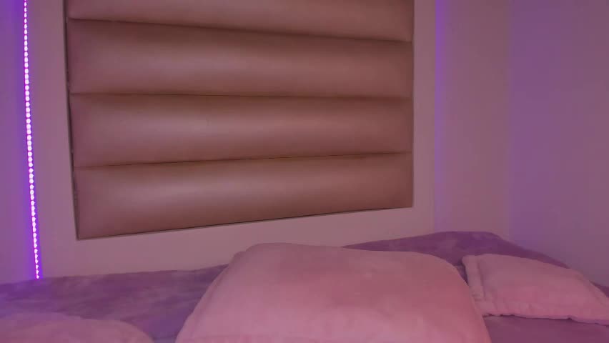 catalina_jade Adult Chat April 30, 2026
