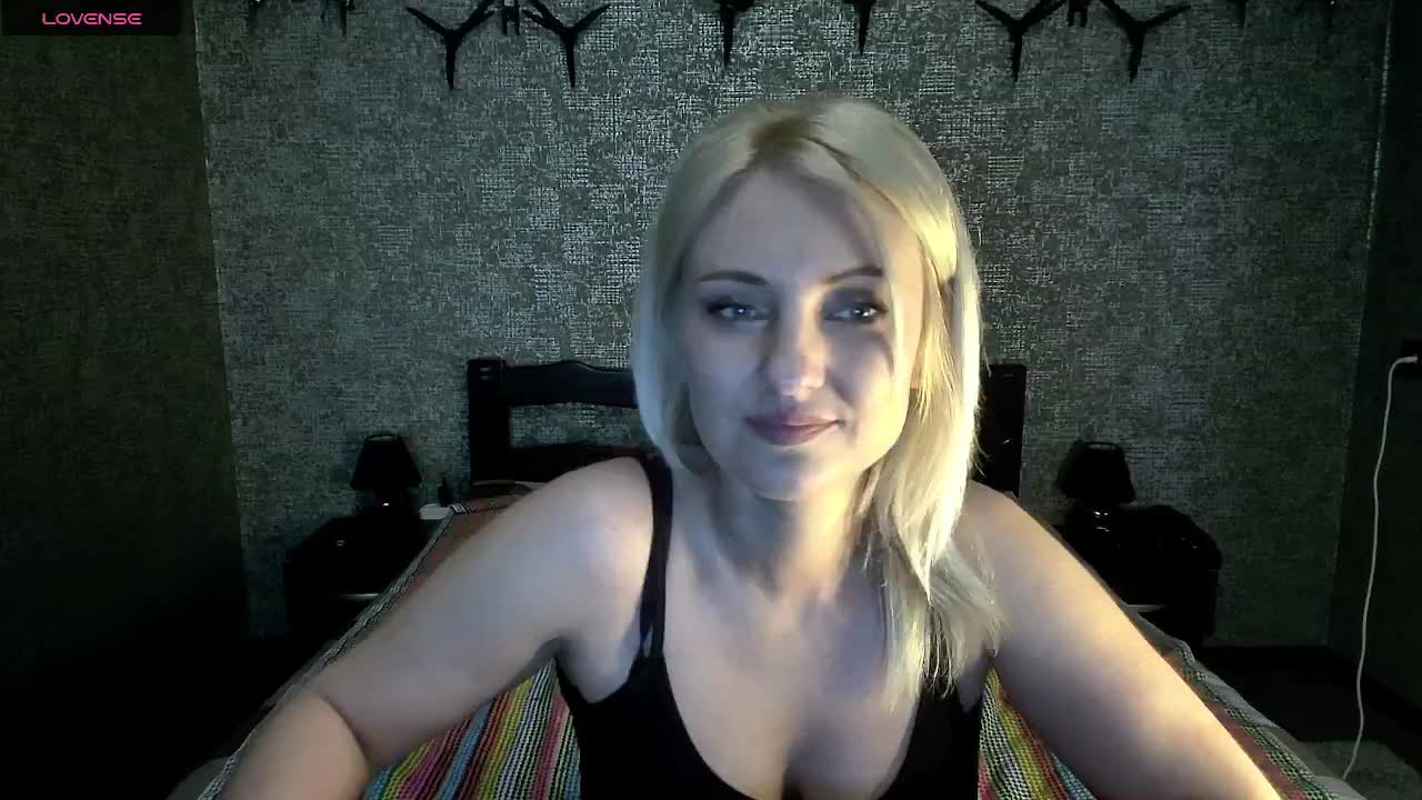AnnaDeVille Adult Chat May 1, 2026