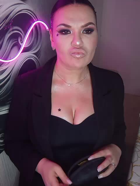 Brunetochkaaa Adult Chat May 1, 2026
