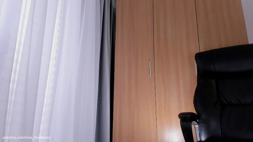 miss_boobtastic Adult Chat May 1, 2026