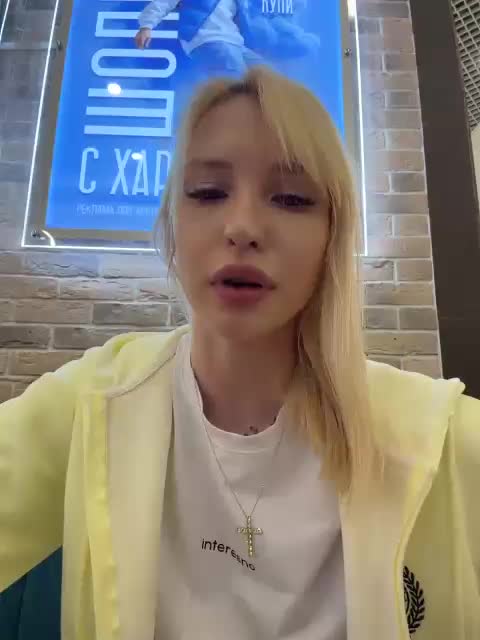 Cristi-Candy Adult Chat May 1, 2026