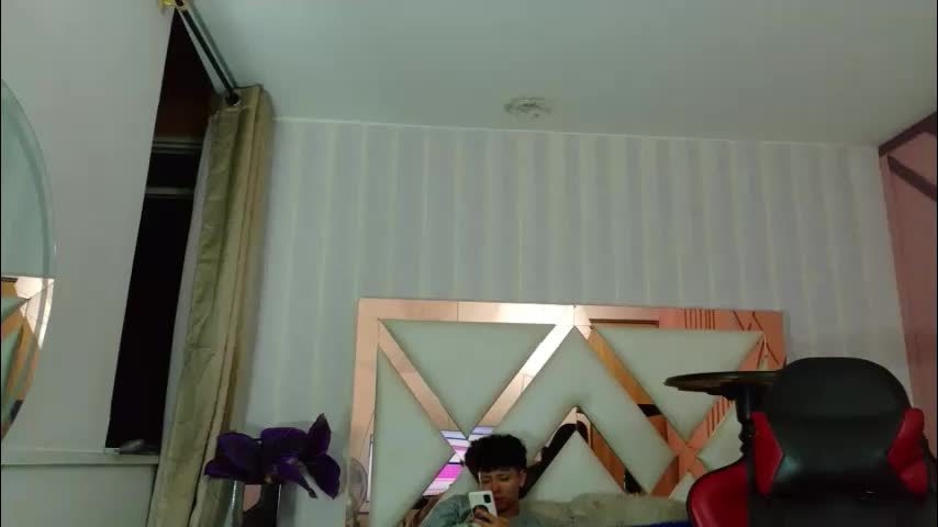 nikievanz Adult Chat April 30, 2026