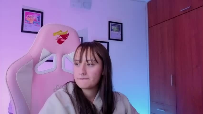 nathalia_ramirez_ Adult Chat May 1, 2026