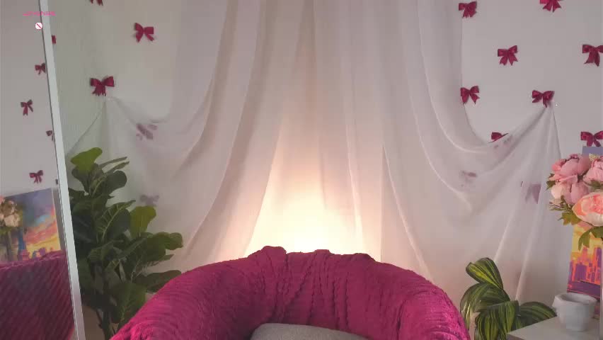 emilyhewell Adult Chat April 30, 2026