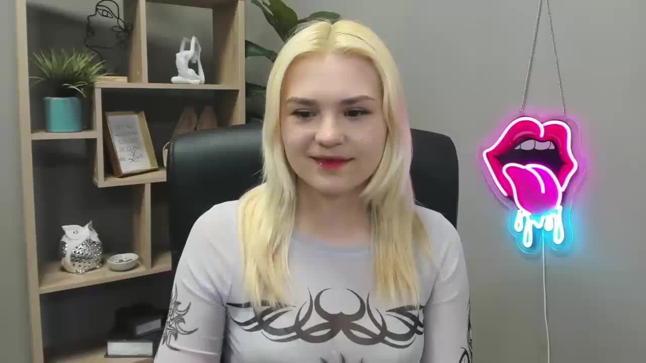 SweetLilyxo Adult Chat April 30, 2026