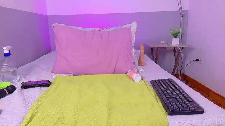 daddys_little_princesss Adult Chat April 30, 2026