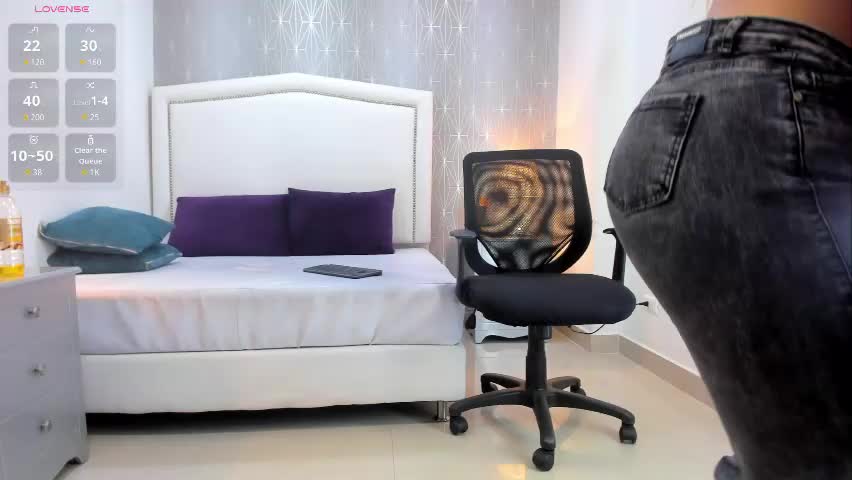 _peach1_ Adult Chat May 1, 2026