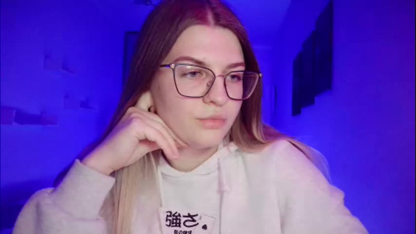 crystalblush01 Adult Chat May 1, 2026
