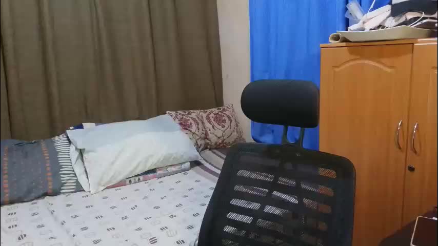 baggage00 Adult Chat April 30, 2026