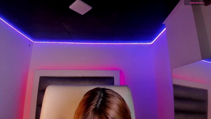 lulu_js_ Adult Chat April 30, 2026